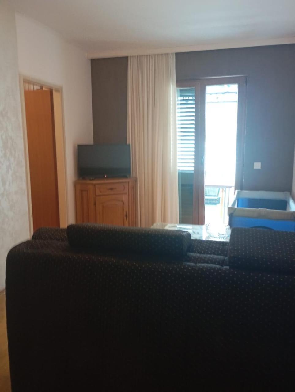 Apartments Cebra Херцег Нови Екстериор снимка