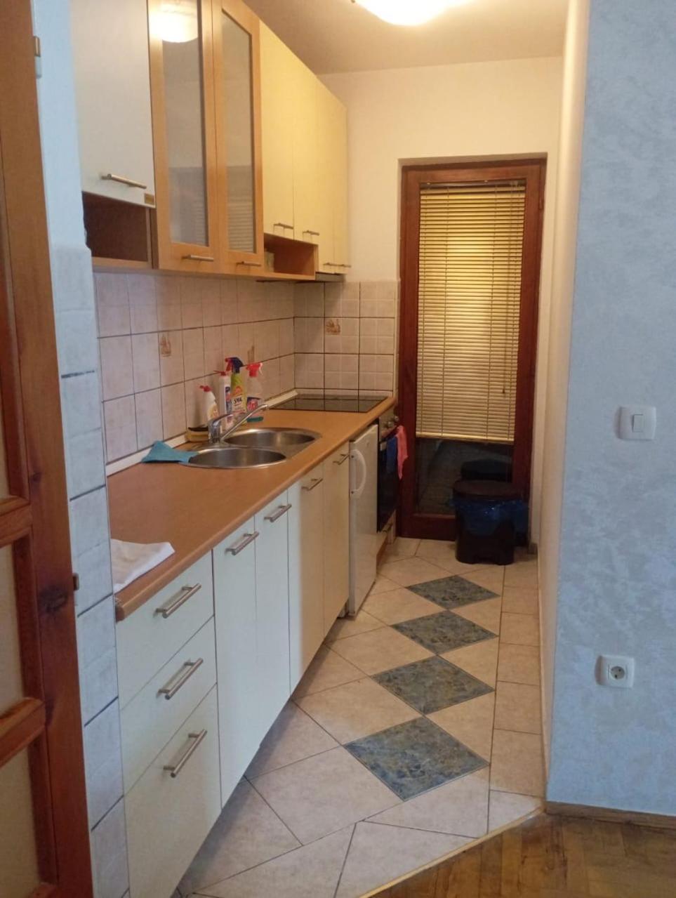Apartments Cebra Херцег Нови Екстериор снимка